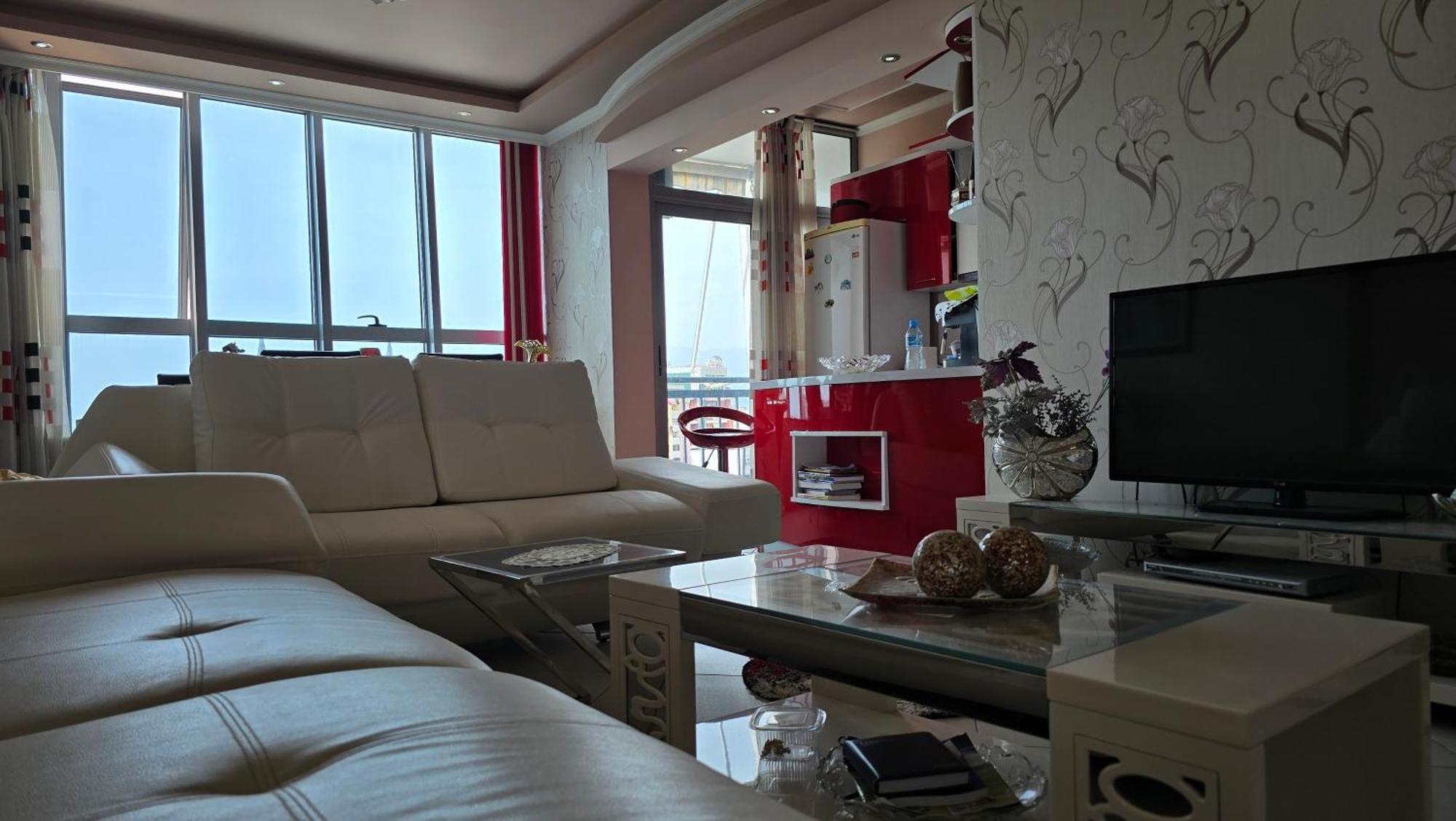 Amy'S Luxury Appartment Shkodër Buitenkant foto