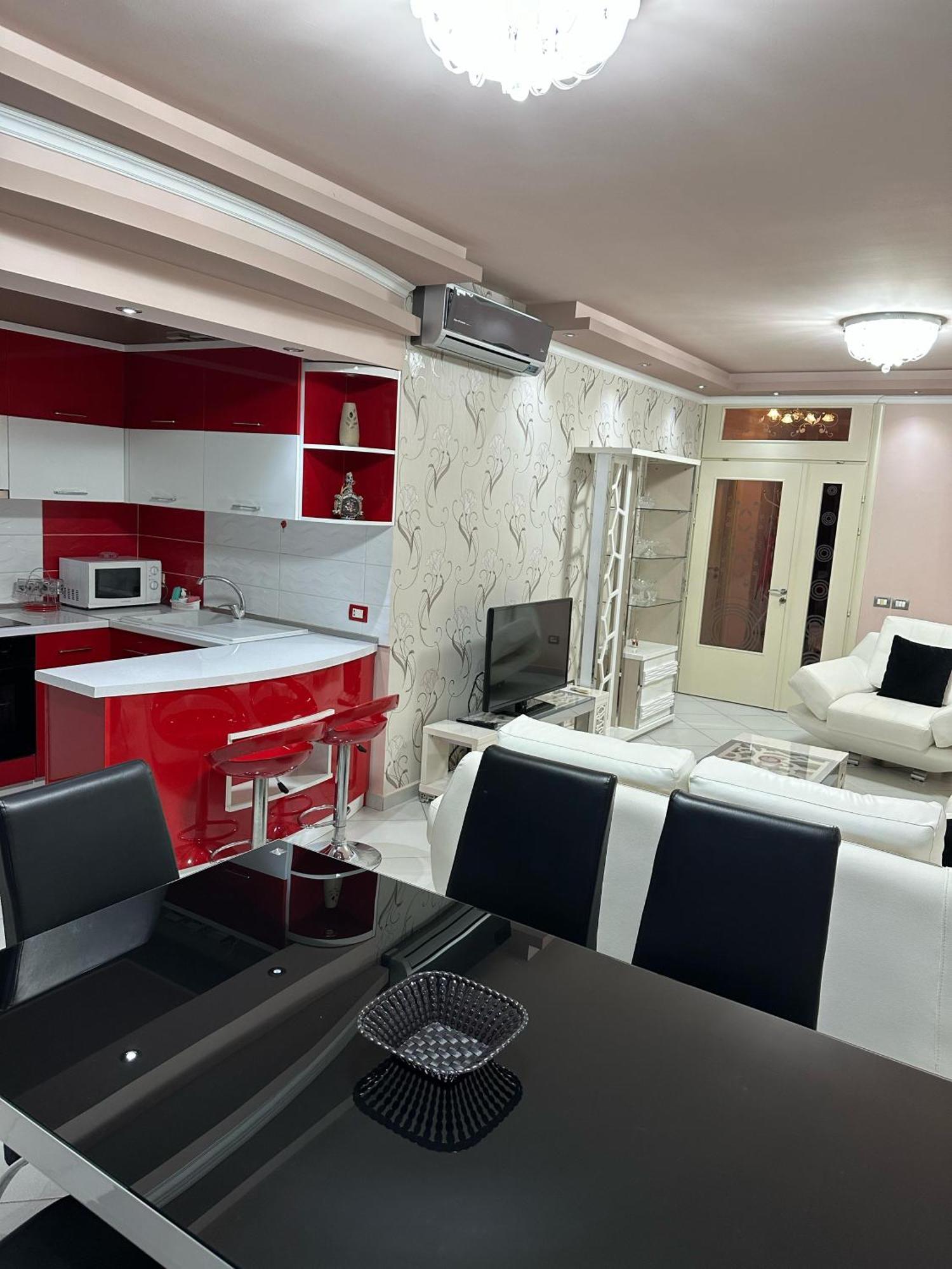 Amy'S Luxury Appartment Shkodër Buitenkant foto